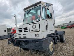 Salvage trucks for sale at Florence, MS auction: 2004 Capacity Of Texas TJ5000