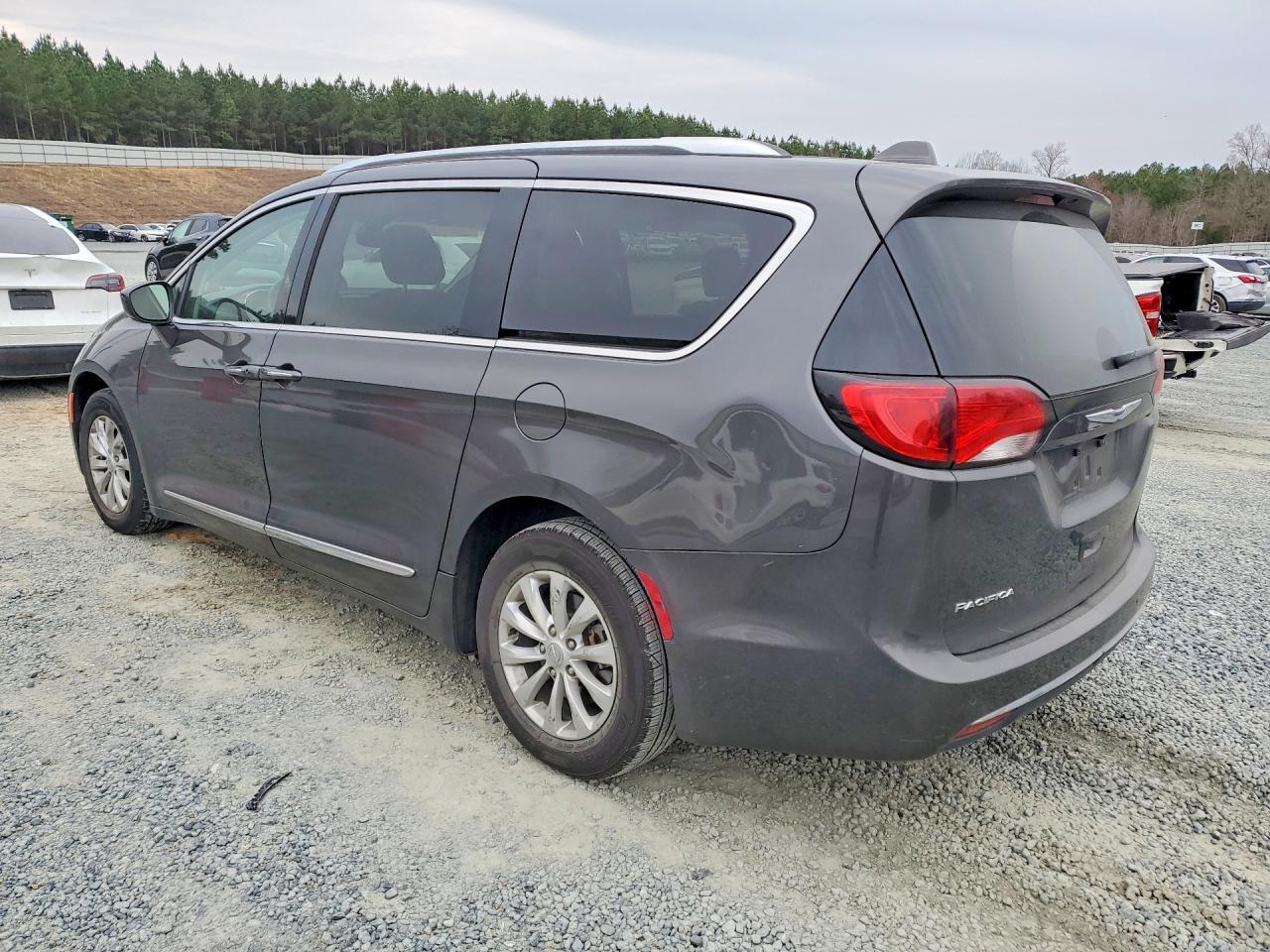 2018 Chrysler Pacifica Touring l Plus