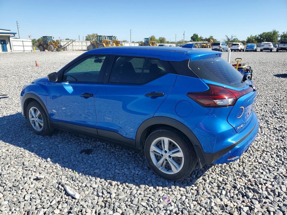 2023 Nissan Kicks s