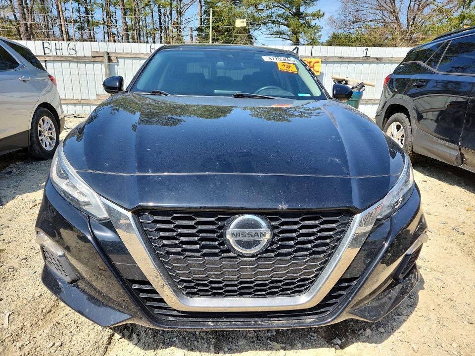 2020 Nissan Altima 2.5 sr