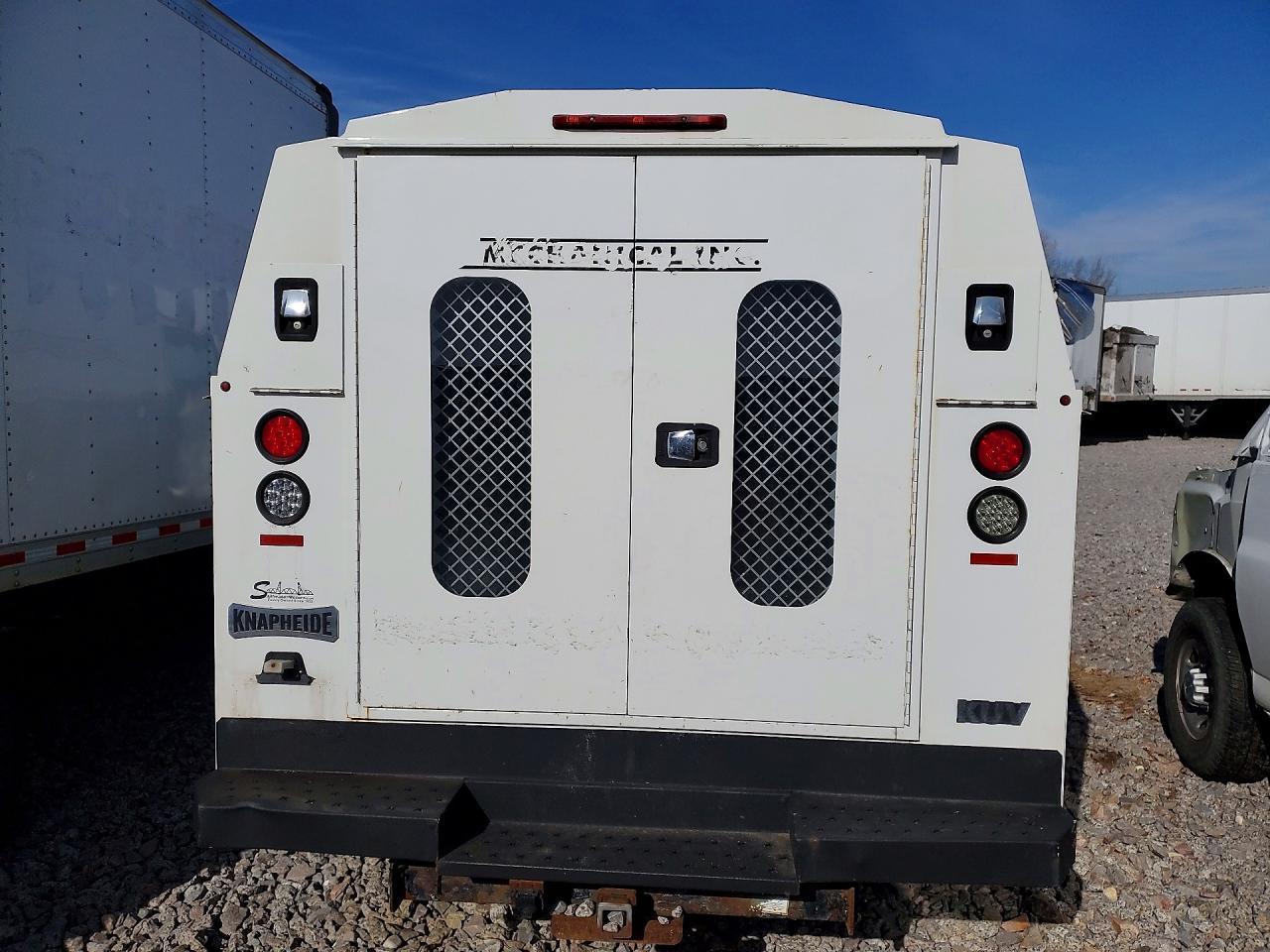 2017 Chev Rolet Express Utility / Service Truck