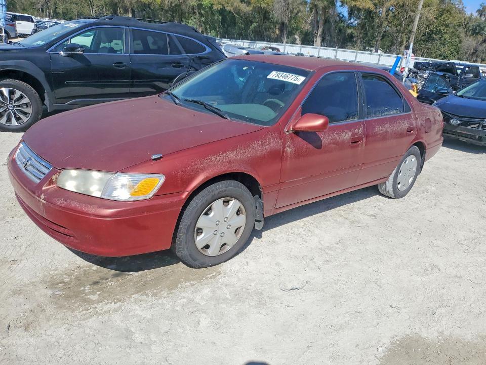 2000 Toyota Camry le