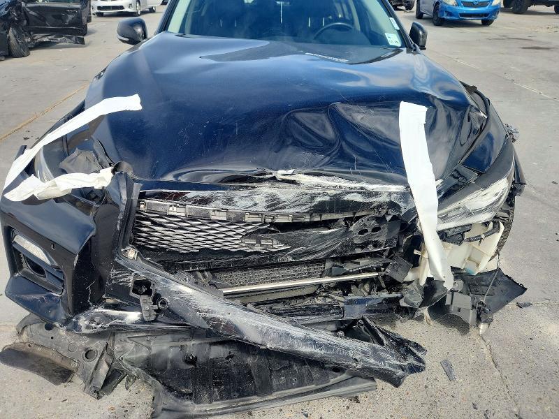 2016 Infiniti 2016 Infi Q50 red Sport 400
