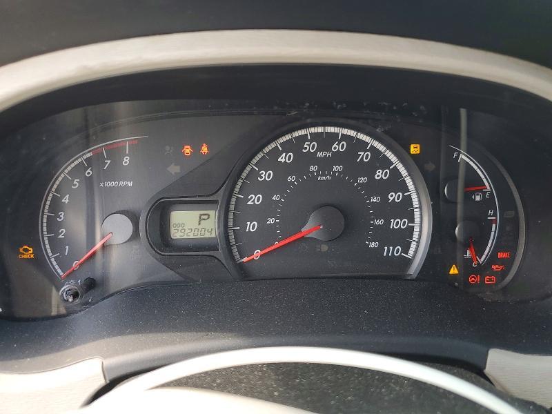 2011 Toyota Sienna le 8-passenger
