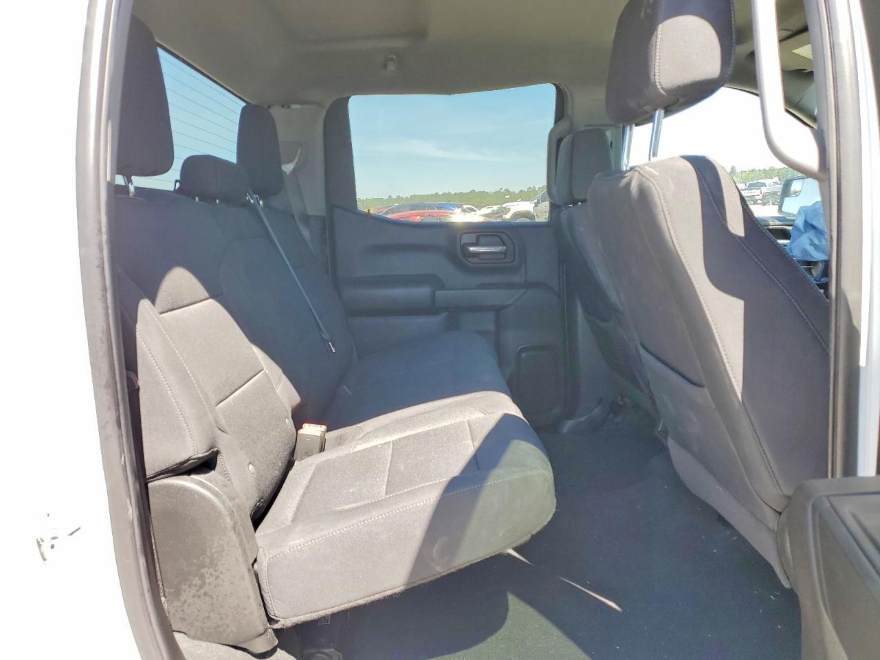 2024 Chevrolet Silverado C1500 Custom