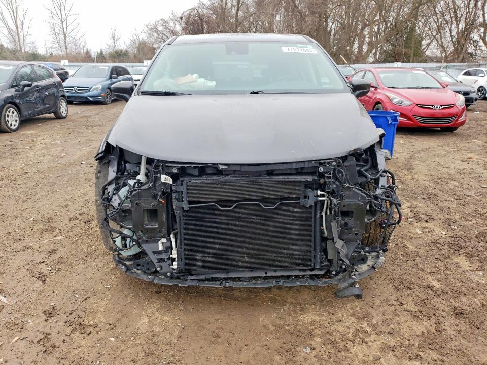 2023 Chrysler Grand Caravan sxt