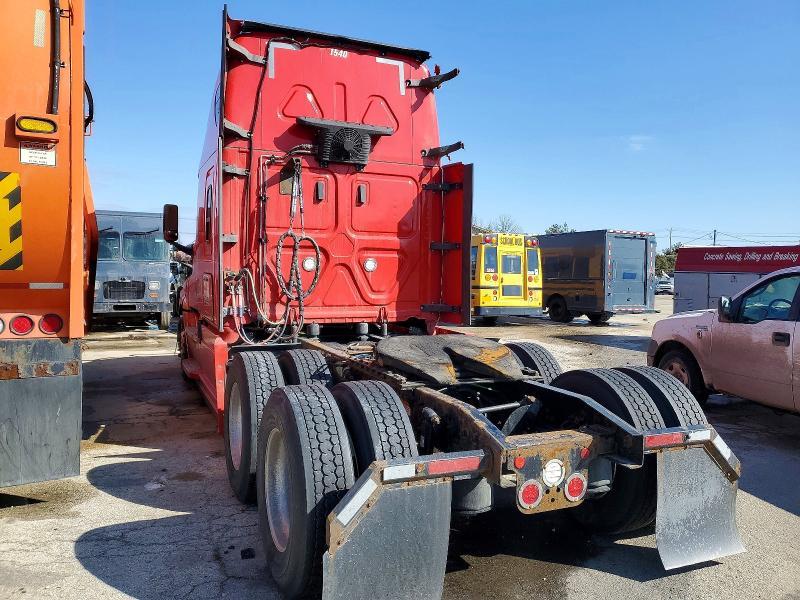 2019 Freightliner Cascadia 126