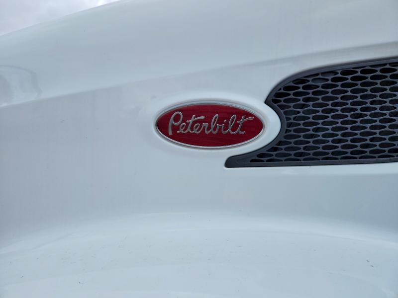 2016 Peterbilt 579