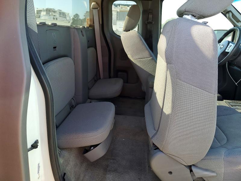 2015 Nissan Frontier S