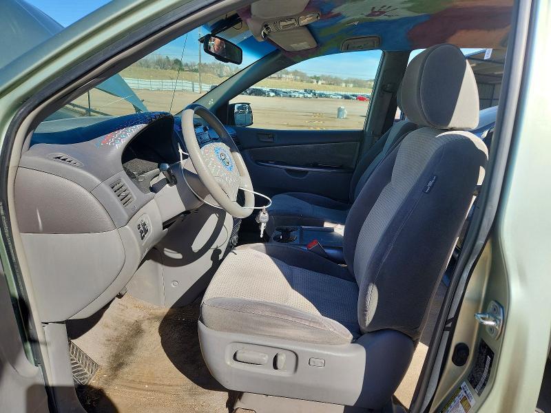 2009 Toyota Sienna le 7-passenger