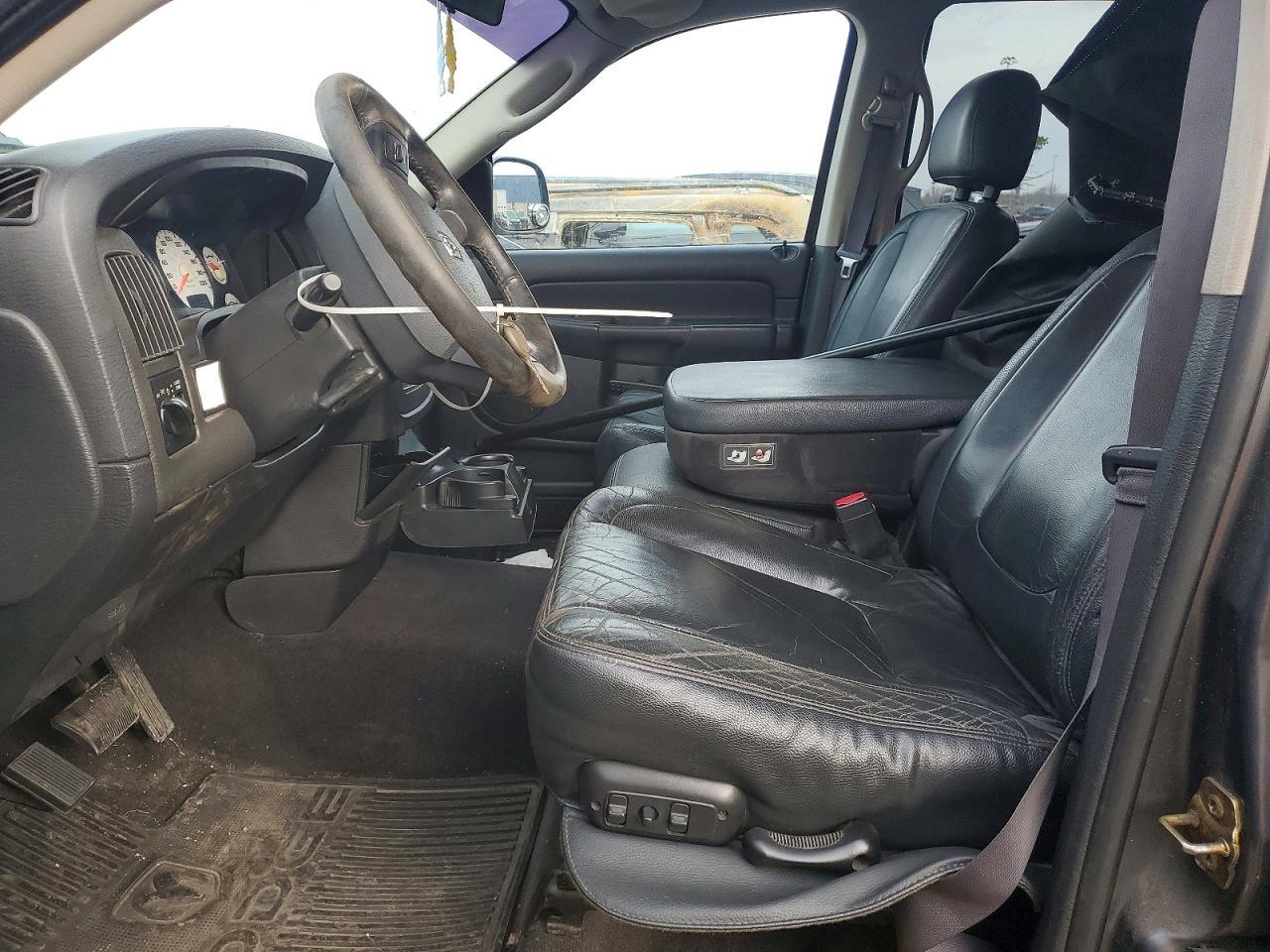 2004 Dodge RAM 1500 ST