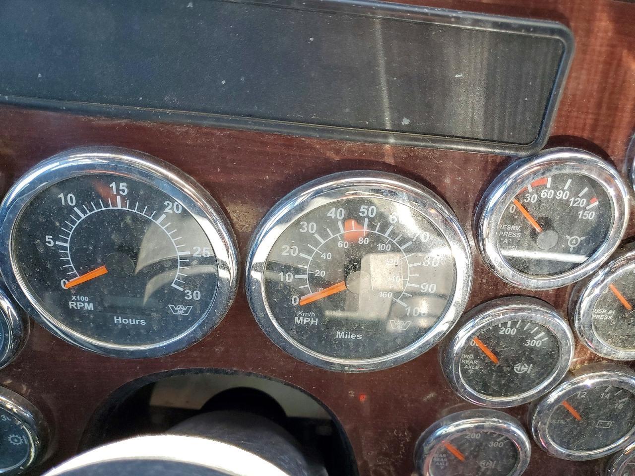 2017 Western Star Conventional 4900SA