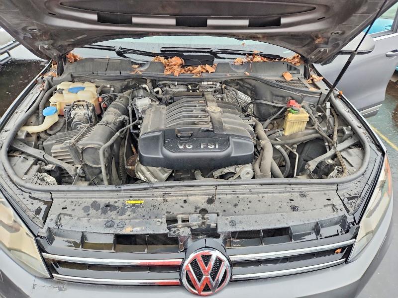2012 Volkswagen Touareg V6