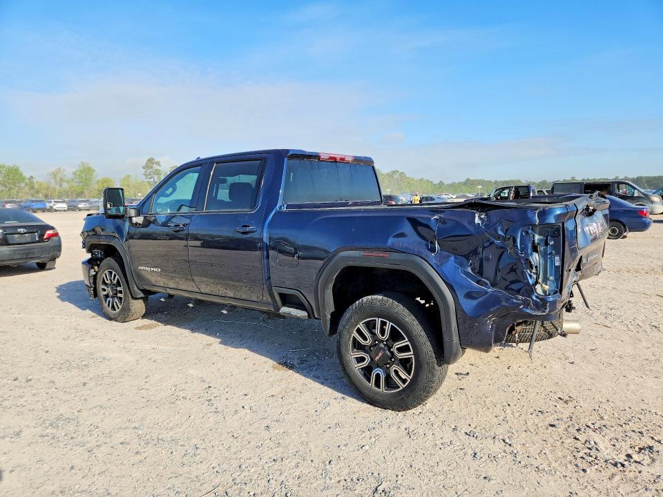 2022 GMC Sierra K2500 AT4