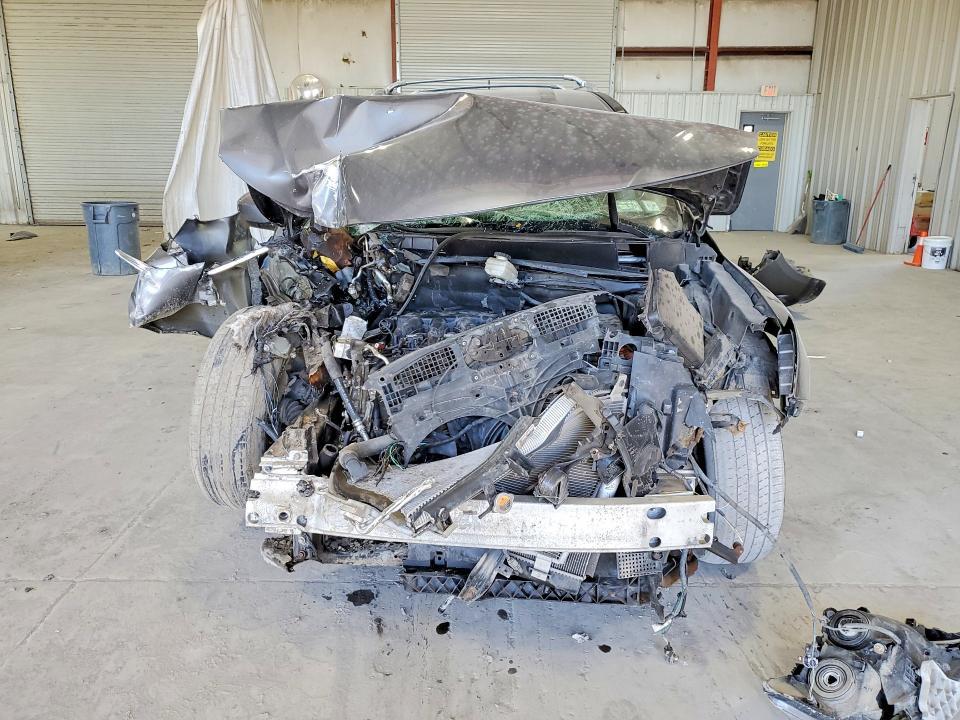 2016 Nissan Pathfinder sv