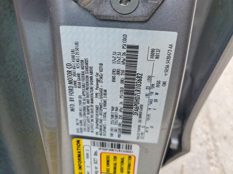 2020 Ford Fusion se