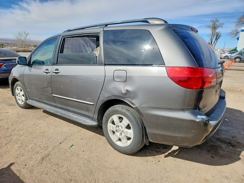 2004 Toyota Sienna xle
