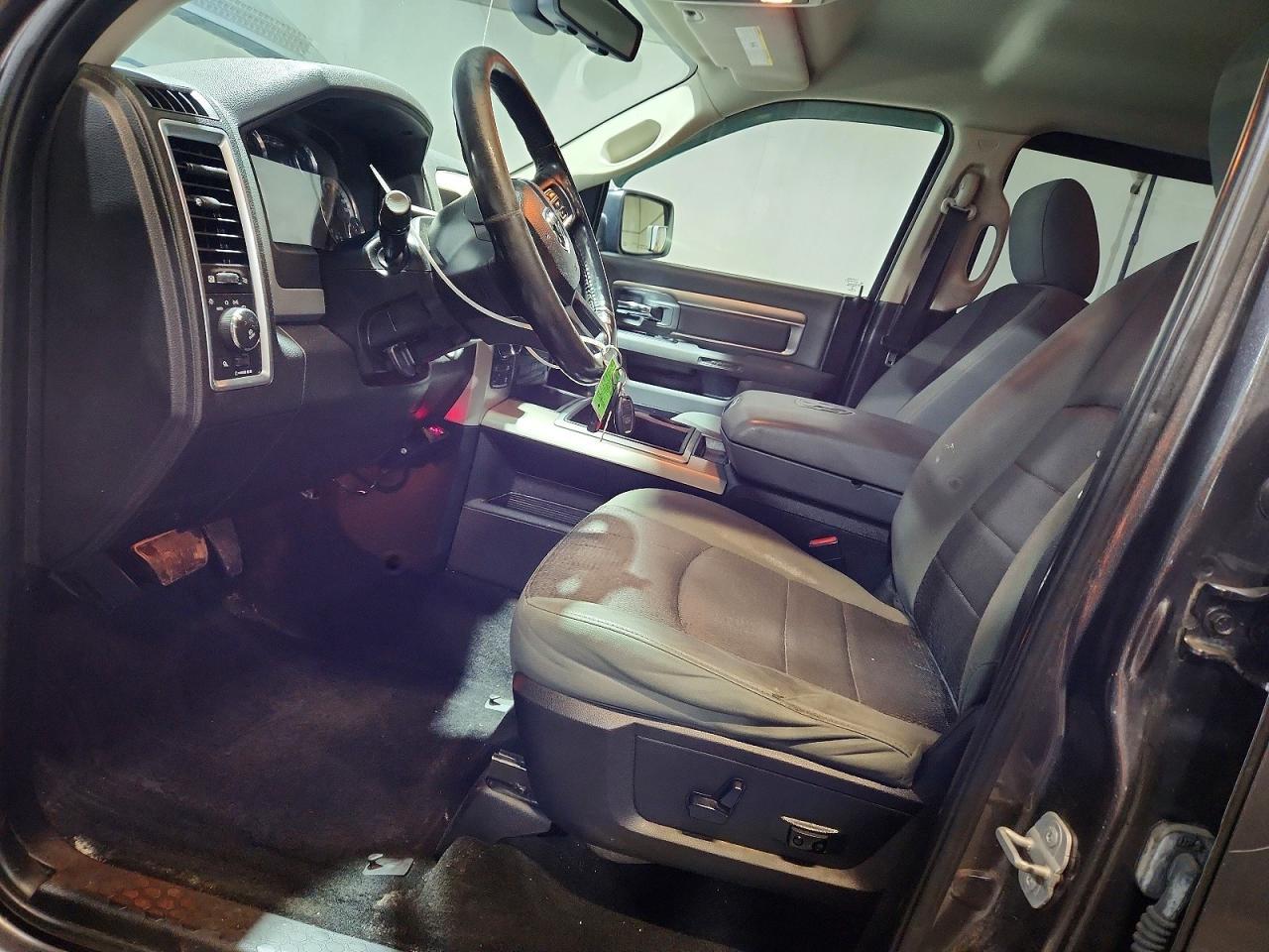 2014 Dodge RAM 1500 SLT