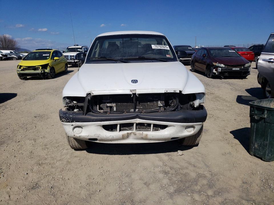 2003 Dodge Dakota Sport
