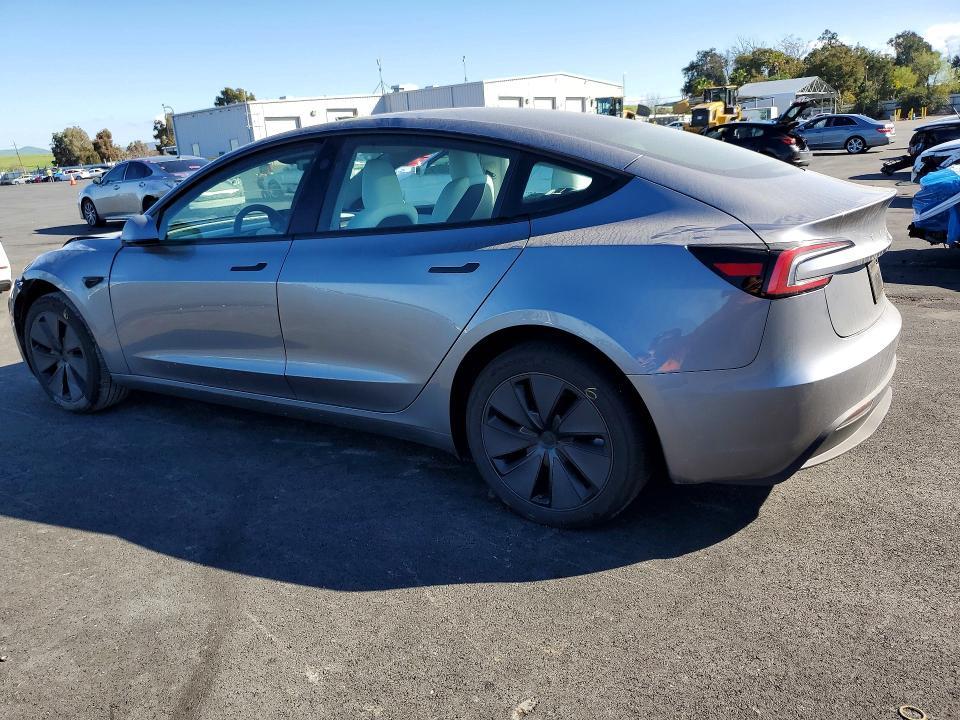 2025 Tesla 3