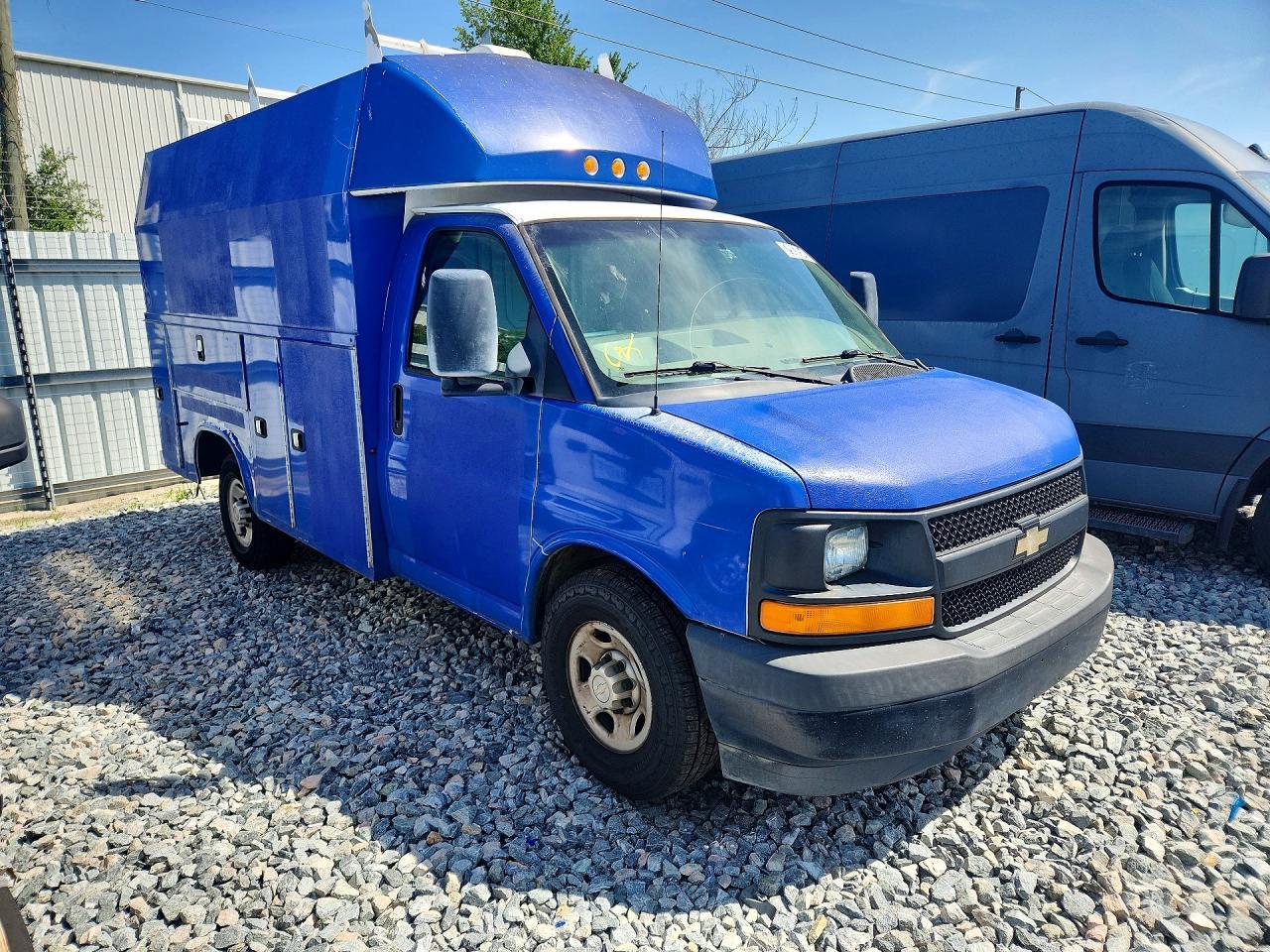 2017 Chev Rolet Express Utility / Service Truck