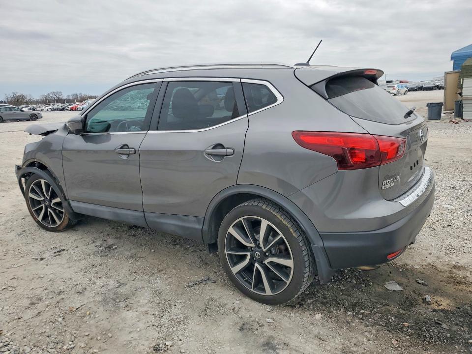 2017 Nissan Rogue Sport sl