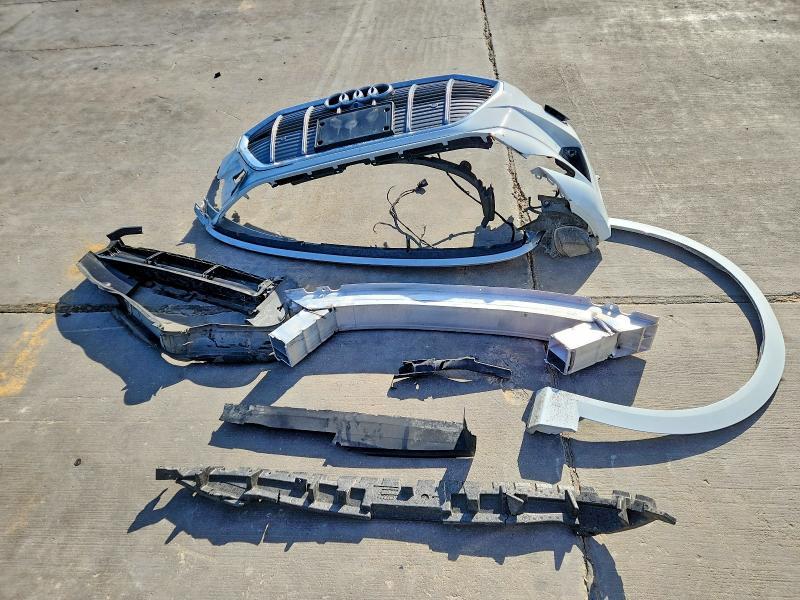 2022 Audi E-tron Premium Plus
