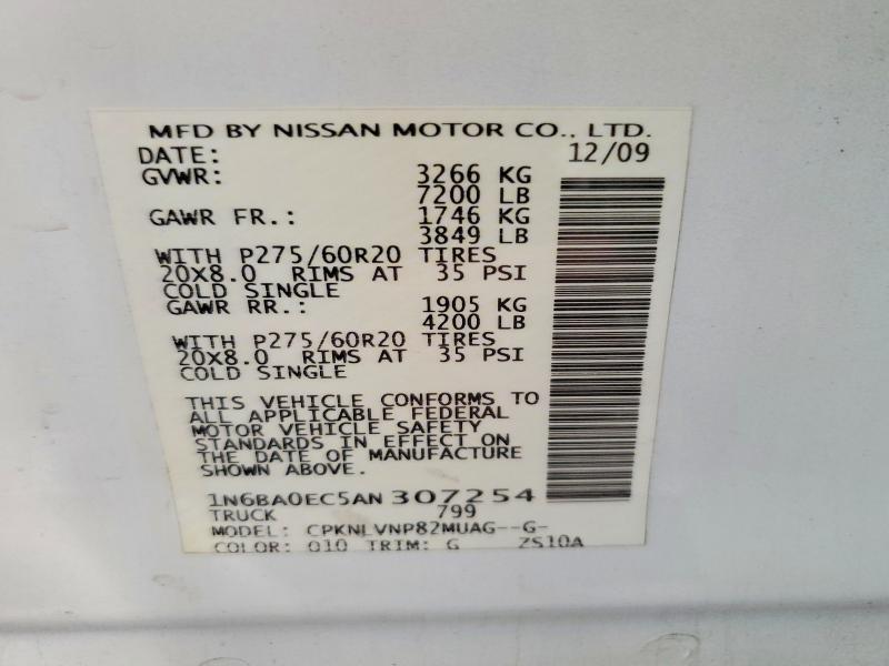 2010 Nissan Titan SE