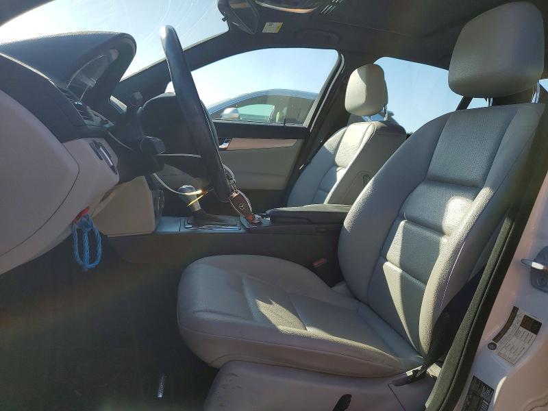 2011 Mercedes-Benz C300