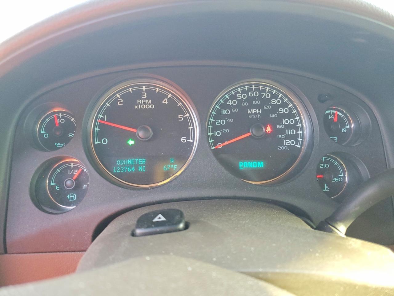 2014 Chevrolet Suburban C1500 ltz