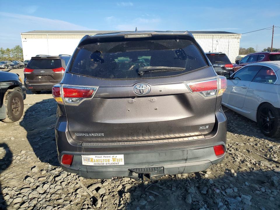 2014 Toyota Highlander xle