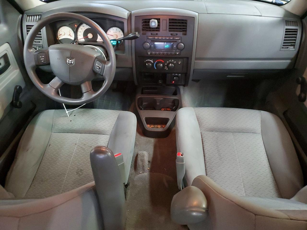 2007 Dodge Dakota Quattro