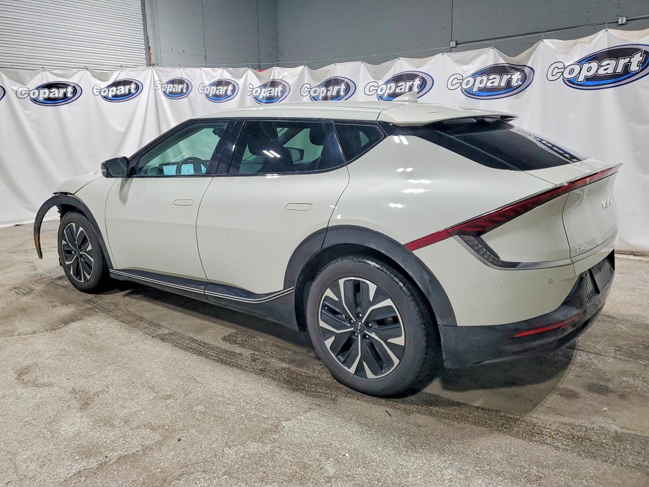 2023 KIA EV6 Wind