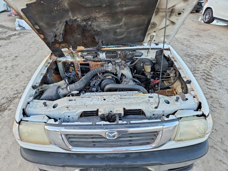 1999 Mazda B2500 cab Plus