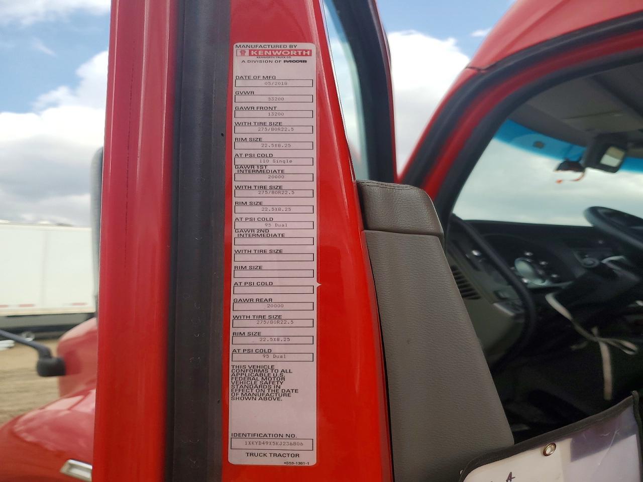 2019 Kenworth T680 Semi Truck