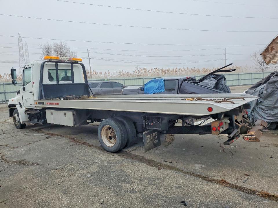 2009 Hino 258 268