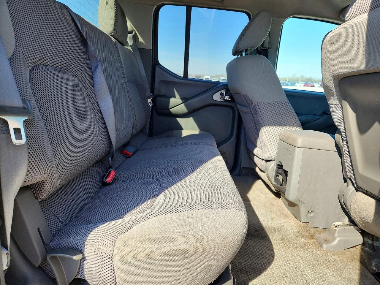 2011 Nissan Frontier S