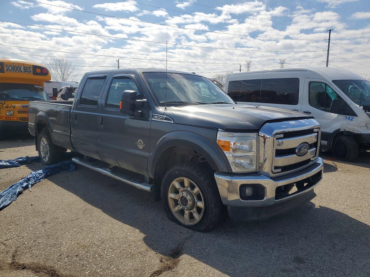 2015 Ford F350 Lariat SRW 4WD 6.7L V8 Tdsl Crew
