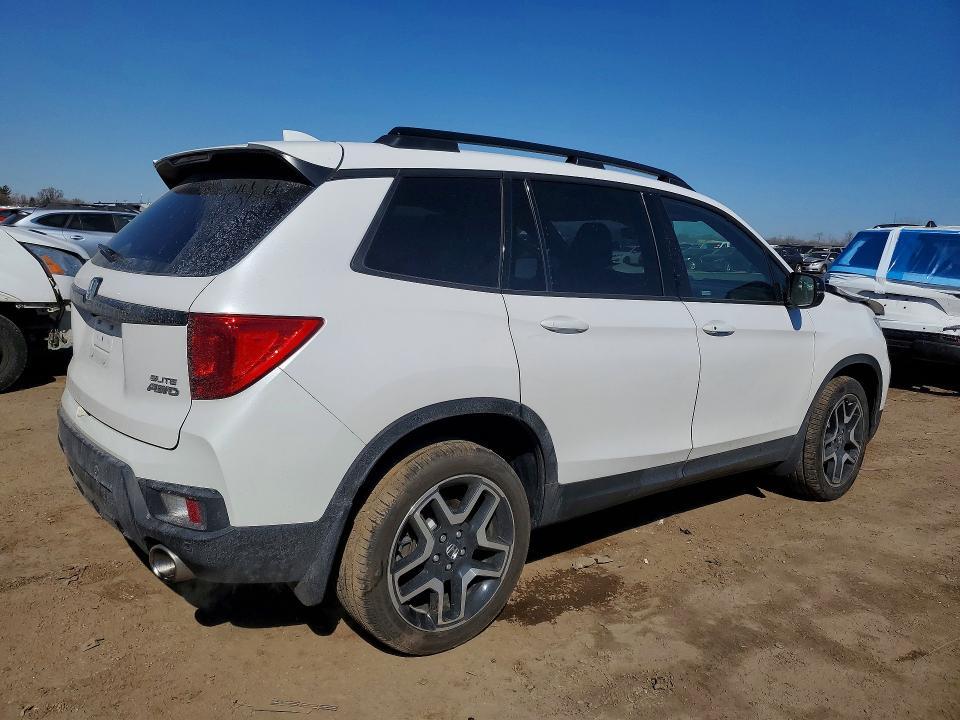 2023 Honda Passport Elite