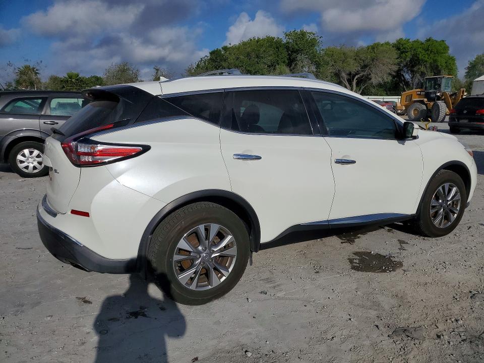 2015 Nissan Murano s