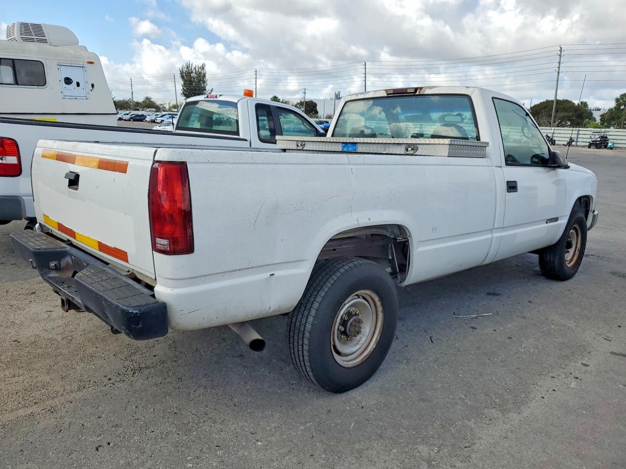 1999 Chevrolet GMT-400 C2500