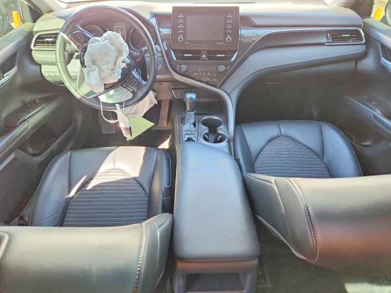 2022 Toyota Camry Hybrid se Nightshade