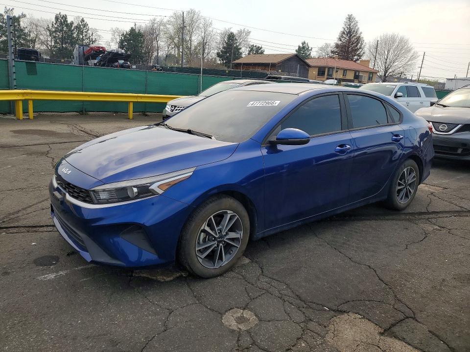 2022 KIA Forte lxs
