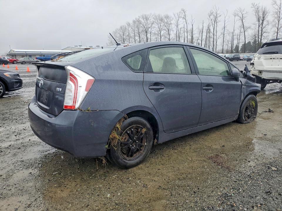 2015 Toyota Prius two
