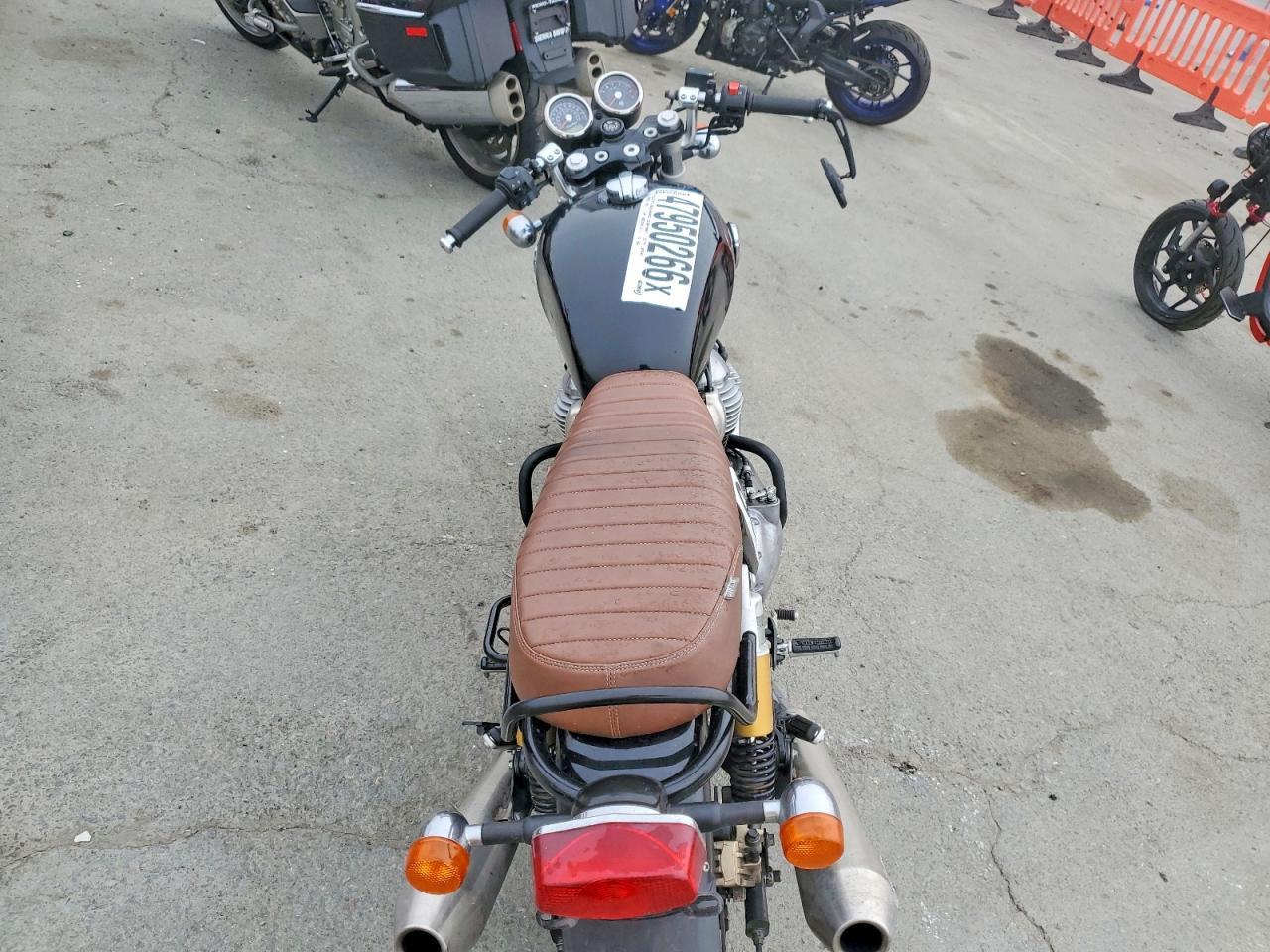 2022 Royal Enfield Motors INT 650