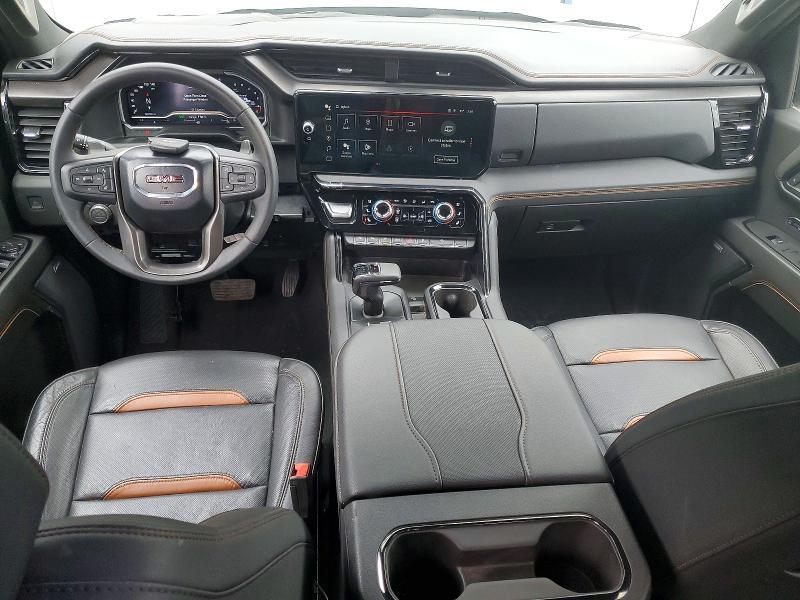 2024 GMC Sierra K1500 AT4