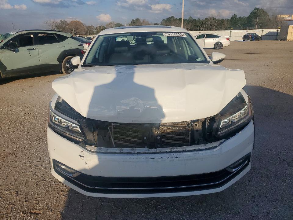 2018 Volkswagen Passat se