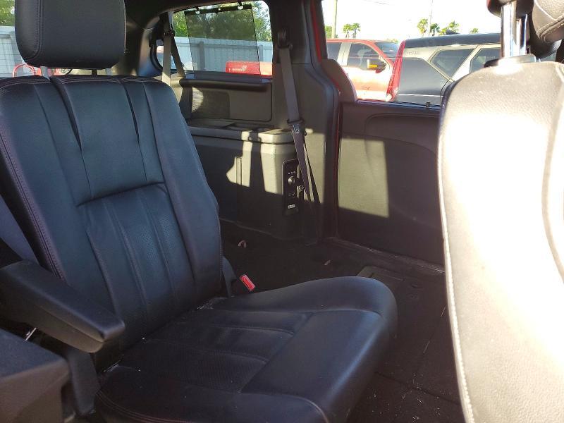 2015 Dodge Grand Caravan r