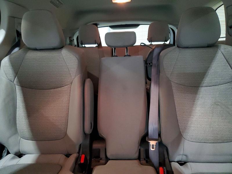 2021 Toyota Sienna le 8-passenger