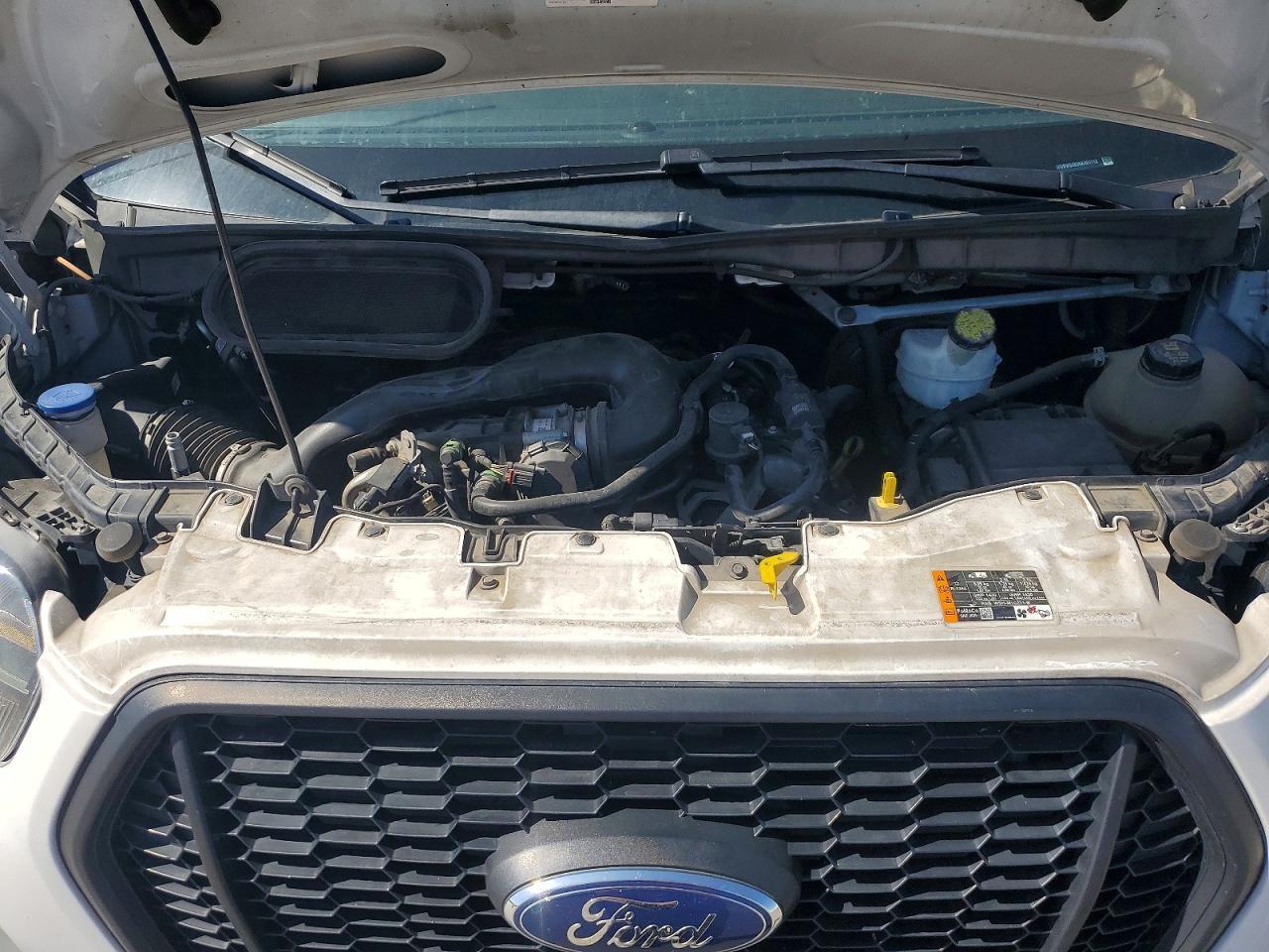 2022 Ford Transit Delivery Truck